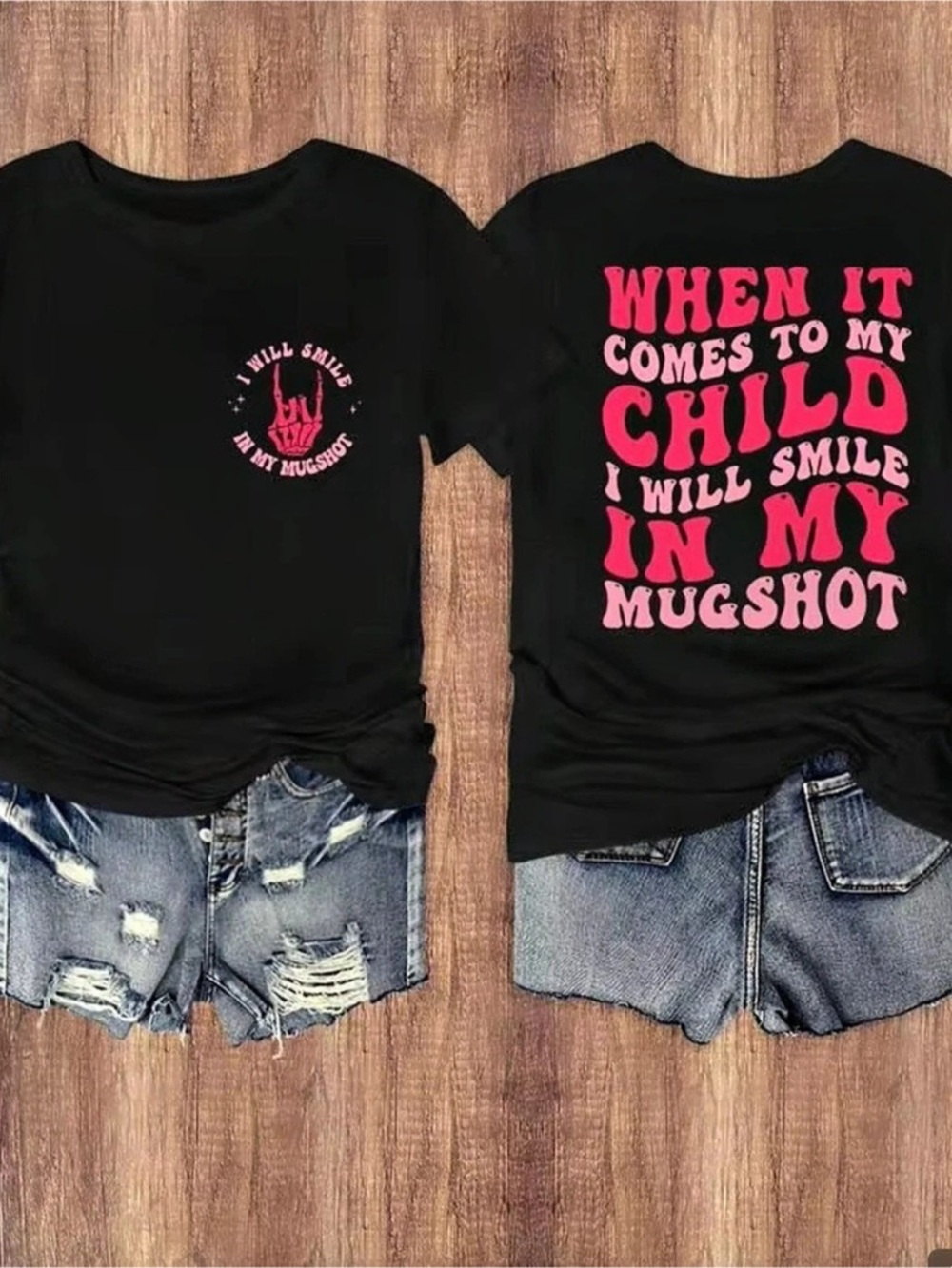 Graphic Short Sleeve Tee in Black & Pink Like New